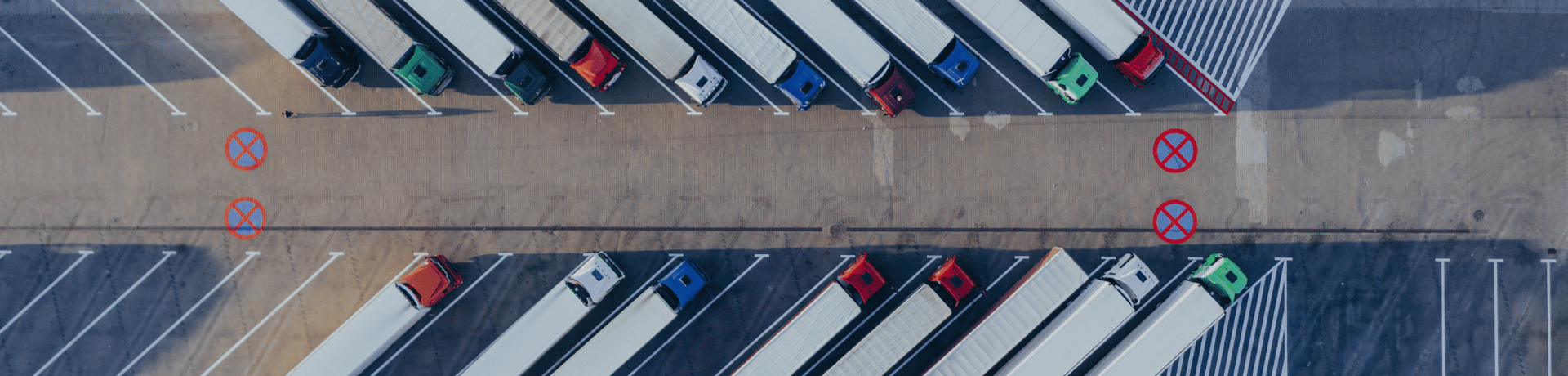 Parking avec camions