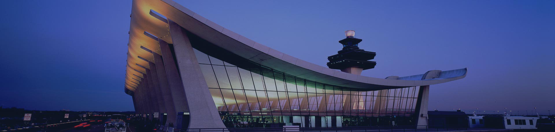 tour de contrôle d'un aéroport