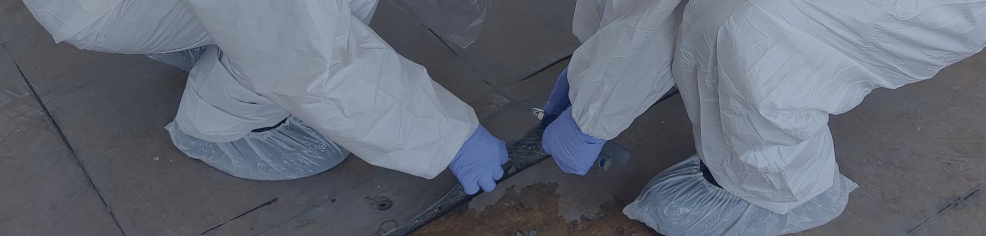 toma de muestra en suelo de amianto