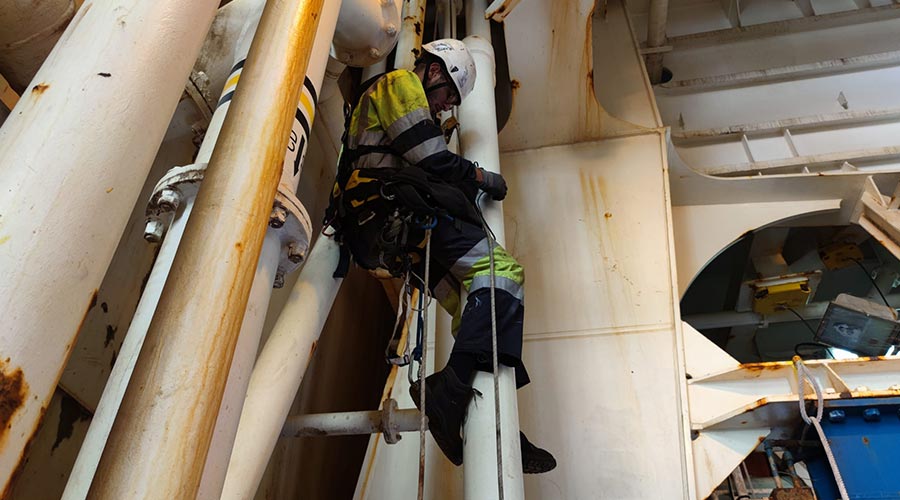 Medición de espesores en buques y plataformas