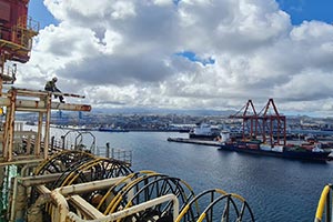 Thickness measurement on ships and platforms