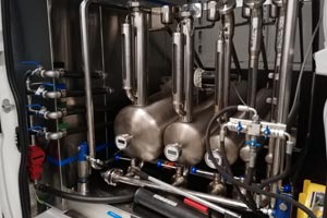 Mobile pressure equipment testing laboratory