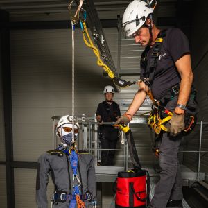 Des salariés Apave en formation Travail en hauteur