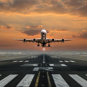 Un avion en train de décoller