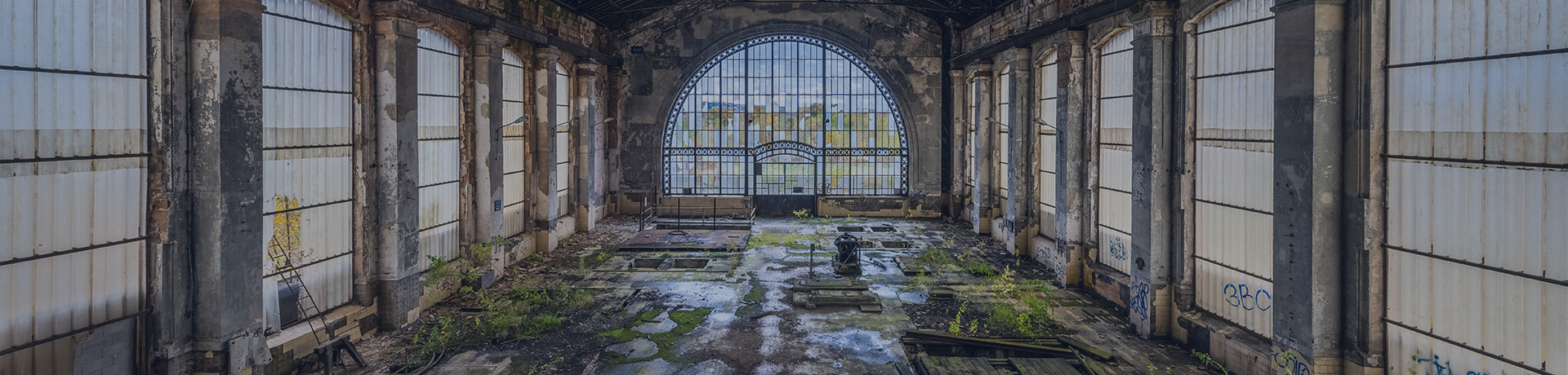 ancien hangar à réhabiliter