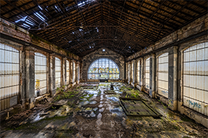 ancien hangar à réhabiliter